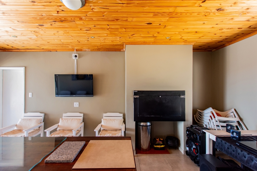 3 Bedroom Property for Sale in Country Club Western Cape